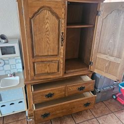 Wooden Hutch 