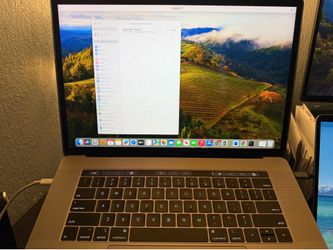 MacBook bro I9 8core 2.3 ghz