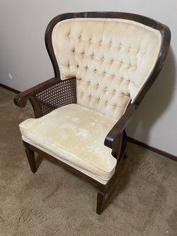 Antique Sitting Chair w Wood Arms