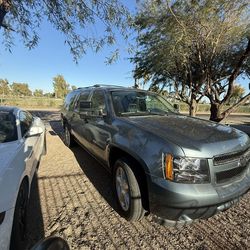 Suburban 2008 Chevy