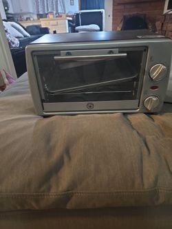 Air Fryer/ Toaster Oven