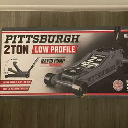 Floor Jack with RAPID PUMP