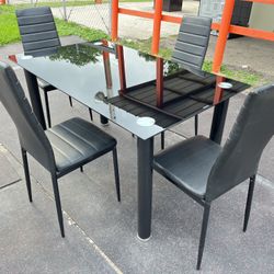 Dining table with Chairs
