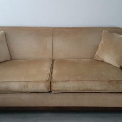 Sofa/Couch ($85)-Pick Up Near SDSU 