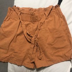 Woman’s Shorts 
