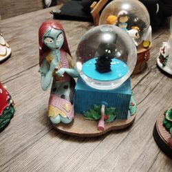 Nightmare Before Christmas Snow Globe