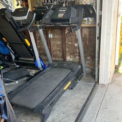 Gold’s GYM treadmill 