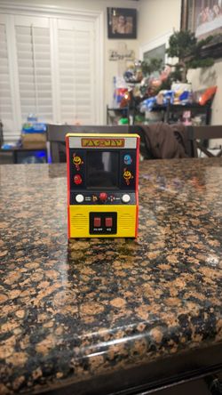 Pac-Man Mini Arcade Game