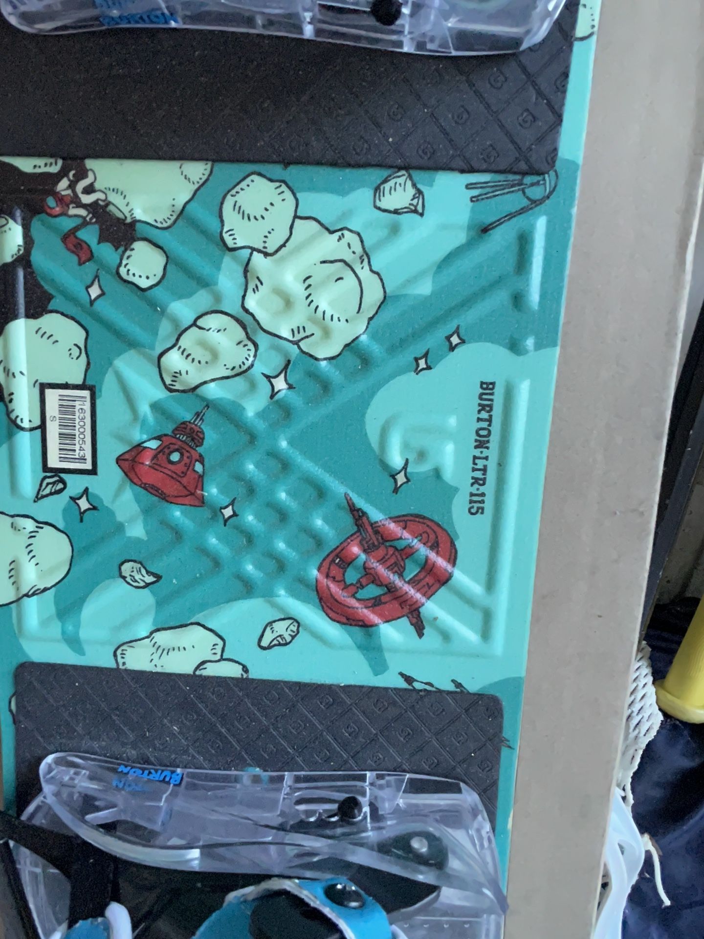 Burton Boys Snowboard And Bindings 🏂 Size 115