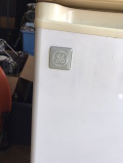 Meni Refr good condition