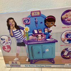 Doc Mc Stuffin Check Up Center 