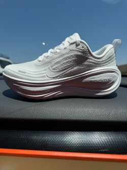 Nike Vomero plus