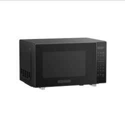 BLACK+DECKER 700-Watt Microwave Oven, Model EM720C2RD is compact (0.7 cu.ft)