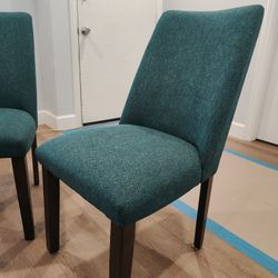 Dining Room Chairs & Stools