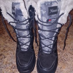 NATURAL REFLECTIONS 3M Mt Crawford Sz 7 Black Suede Insulated Snow Boots