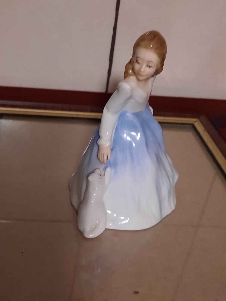 Retired Royal Dolton Figurine Porcelain Andrea