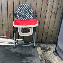 Baby High Chair  Silla De Bebé Alta 