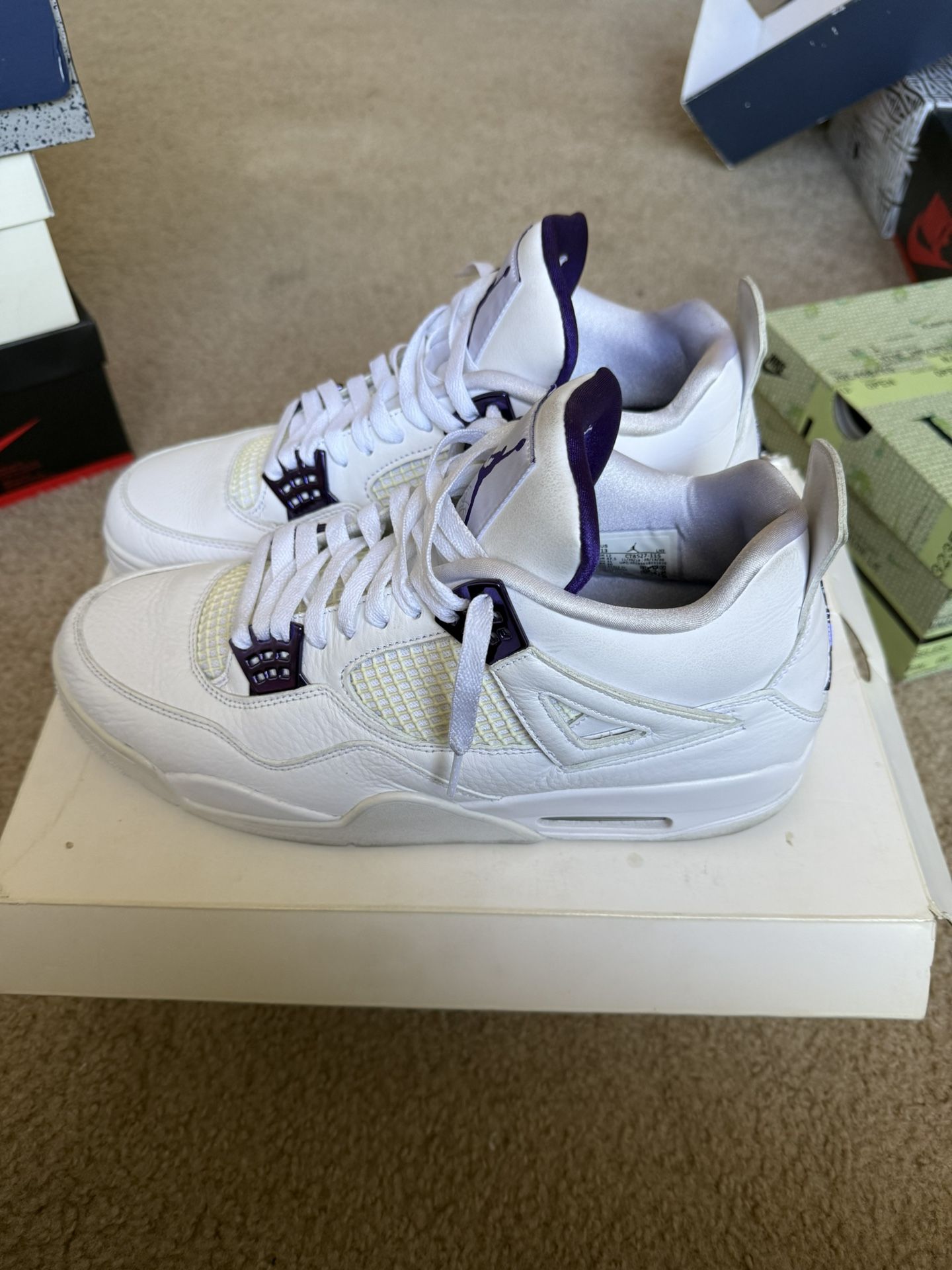 USED Jordan 4 metallic purple Size 13