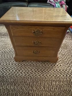2 drawer end table