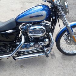 Motorcycle 2009 Sportster Harely Davidson