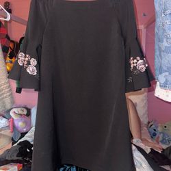 Jennifer Lopez Small Black Embroidered Off Shoulder floral shift Mini dress