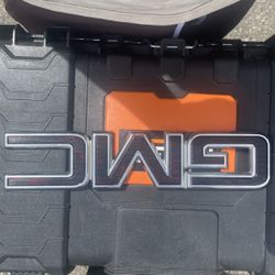 Gmc Emblem Tailgate
