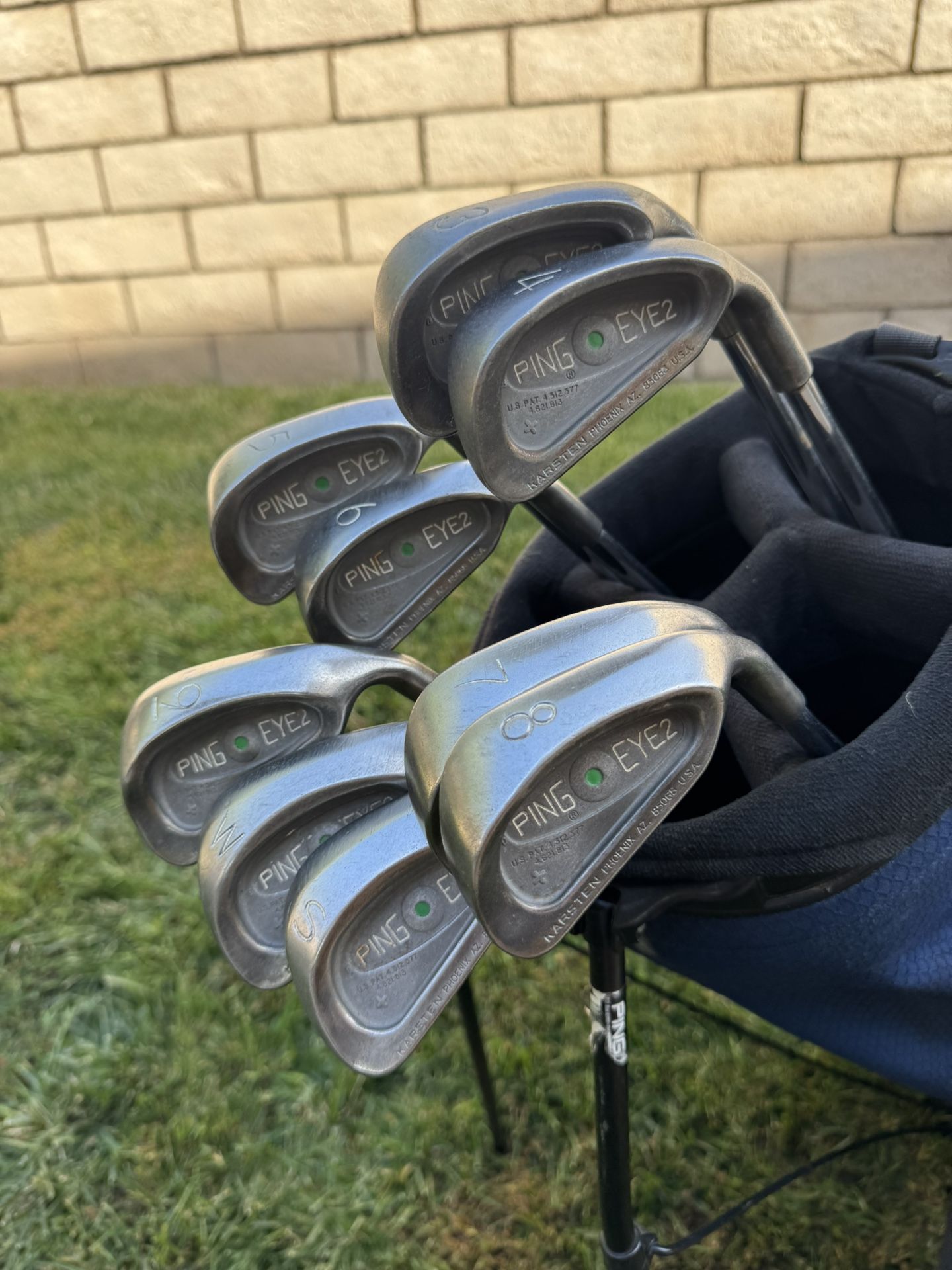 Ping Eye 2 Irons & Ping Hoofer 2 Golf Bag