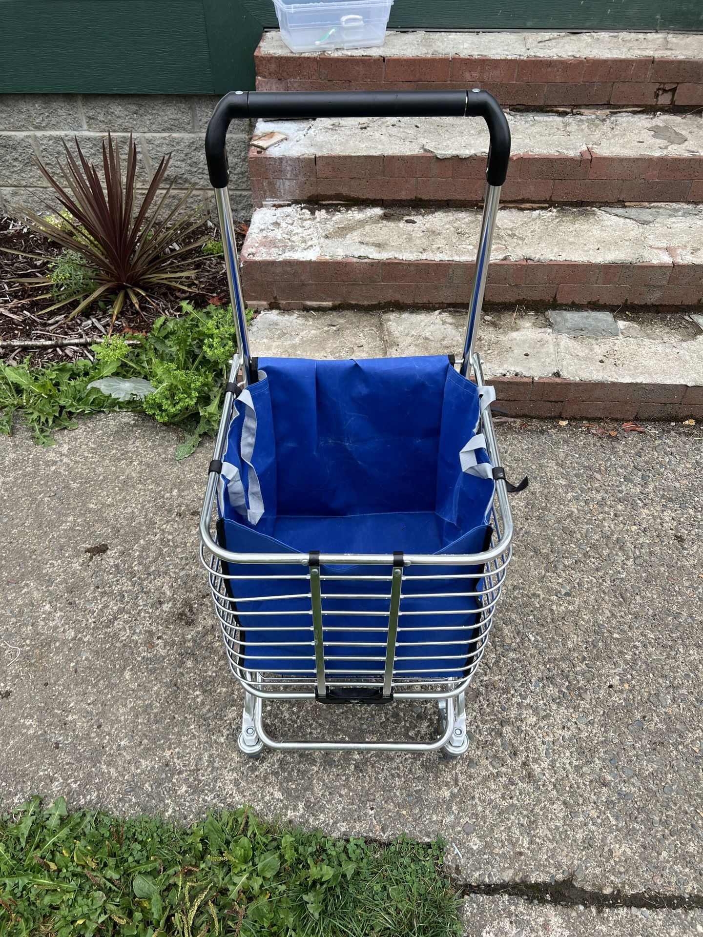 Compact Folding Trolley