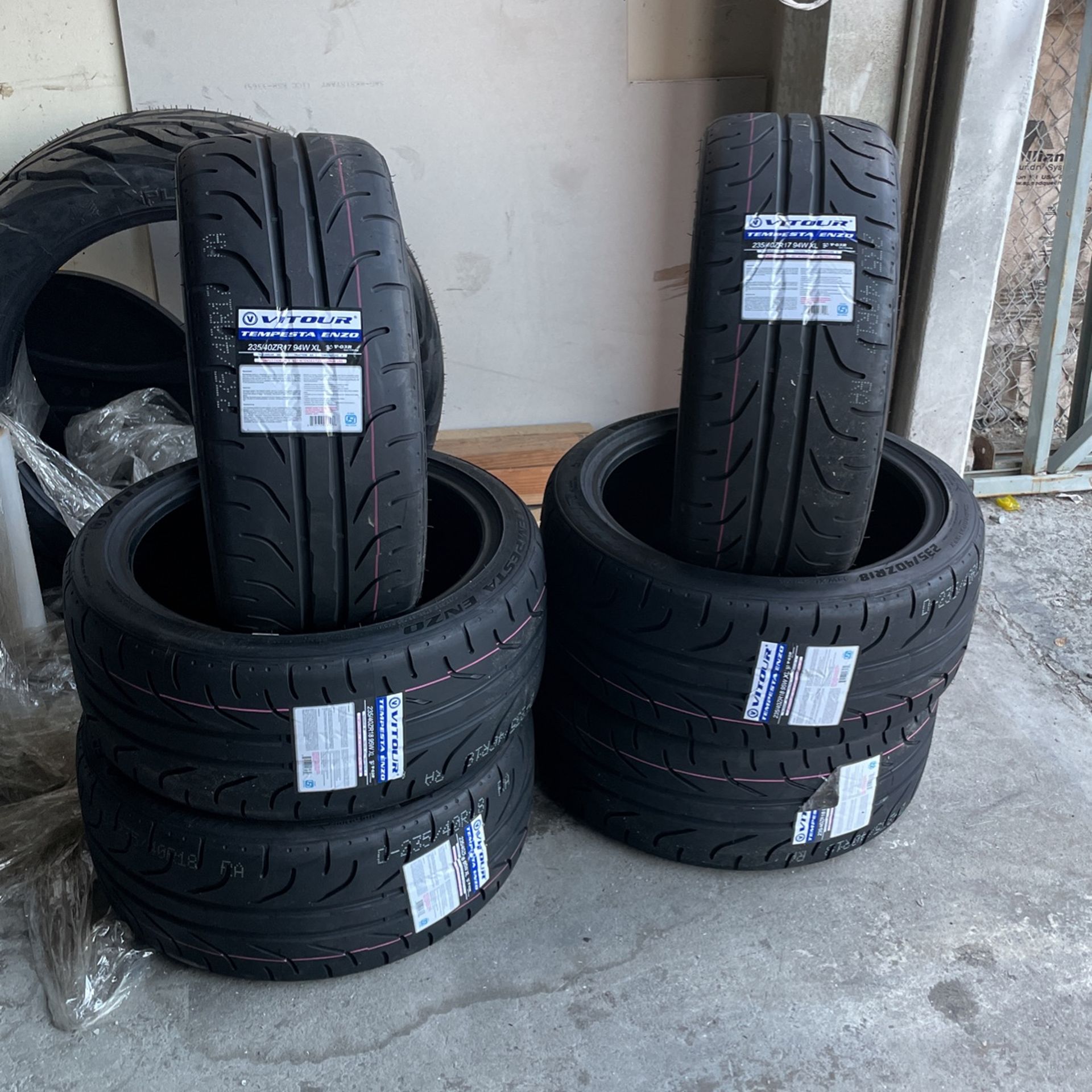 235/40r17 VITOUR V-02R/ Weds 送料込 【公式通販】 235/40r17 VITOUR V-02R/ Weds 送料込 【公式通販】
