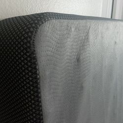 Queen box Spring 