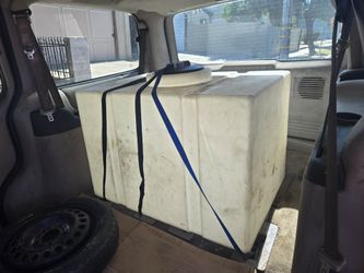 100 Gallon Water Tank