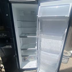 Whirlpool Drawers/shelves 
