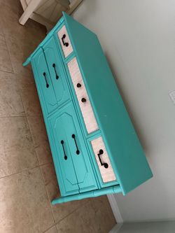 cรณmoda vintage (dresser)