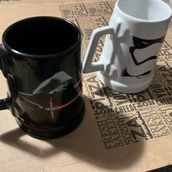 Star Wars Kylo Ren & Stormtrooper Coffee Mugs – Great Condition!