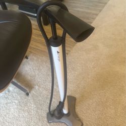 Charger bicycle pump