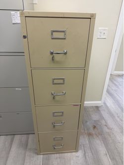 Fire safe file cabinet