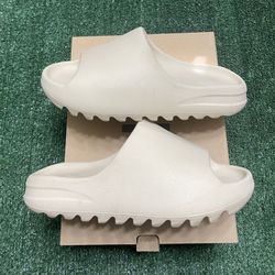 Adidas Yeezy Bone Slide size 8  USED But Clean