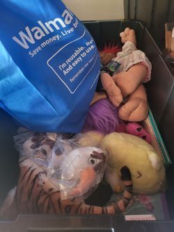 Bundle of Vintage and Other Toys (Read Description)