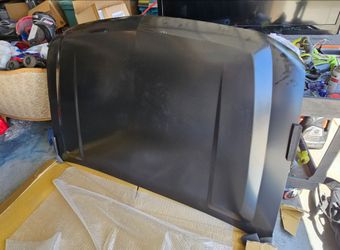 2007-2014 Chevy Tahoe, Suburban, Avalanche hood