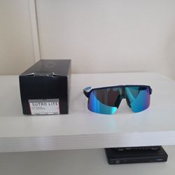 Oakley Sutro Lite Sunglasses