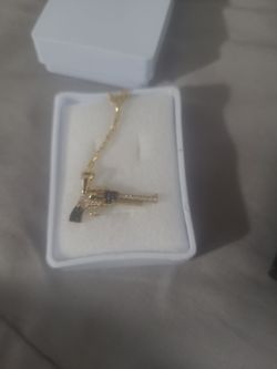 Jewelry 10k Gun And Necklace