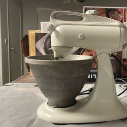 Vintage KitchenAid Model 3-C Stand Mixer – Made in USA by Hobart