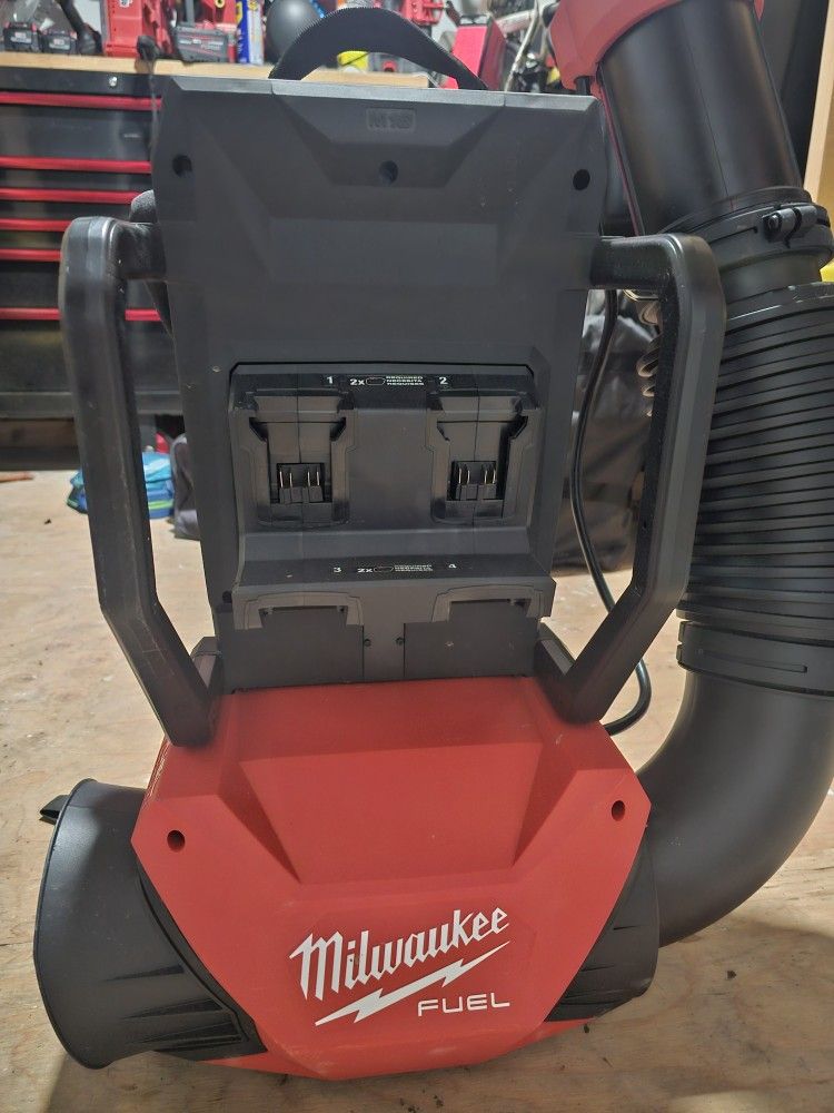 Milwaukee Backpack Blower 