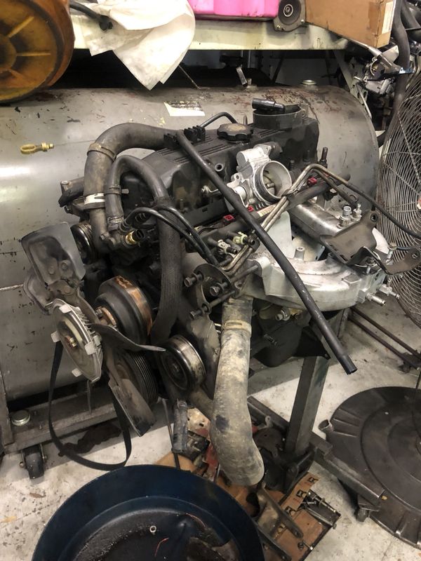 1995 Jeep Wrangler YJ 2.5L motor for Sale in Orlando, FL OfferUp