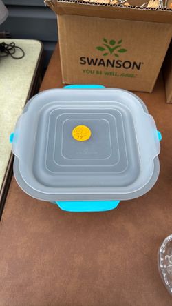 Fruit raise and storage bowl