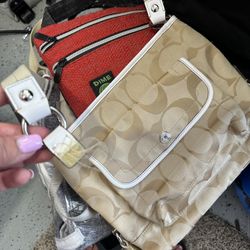 Coach Crossover
