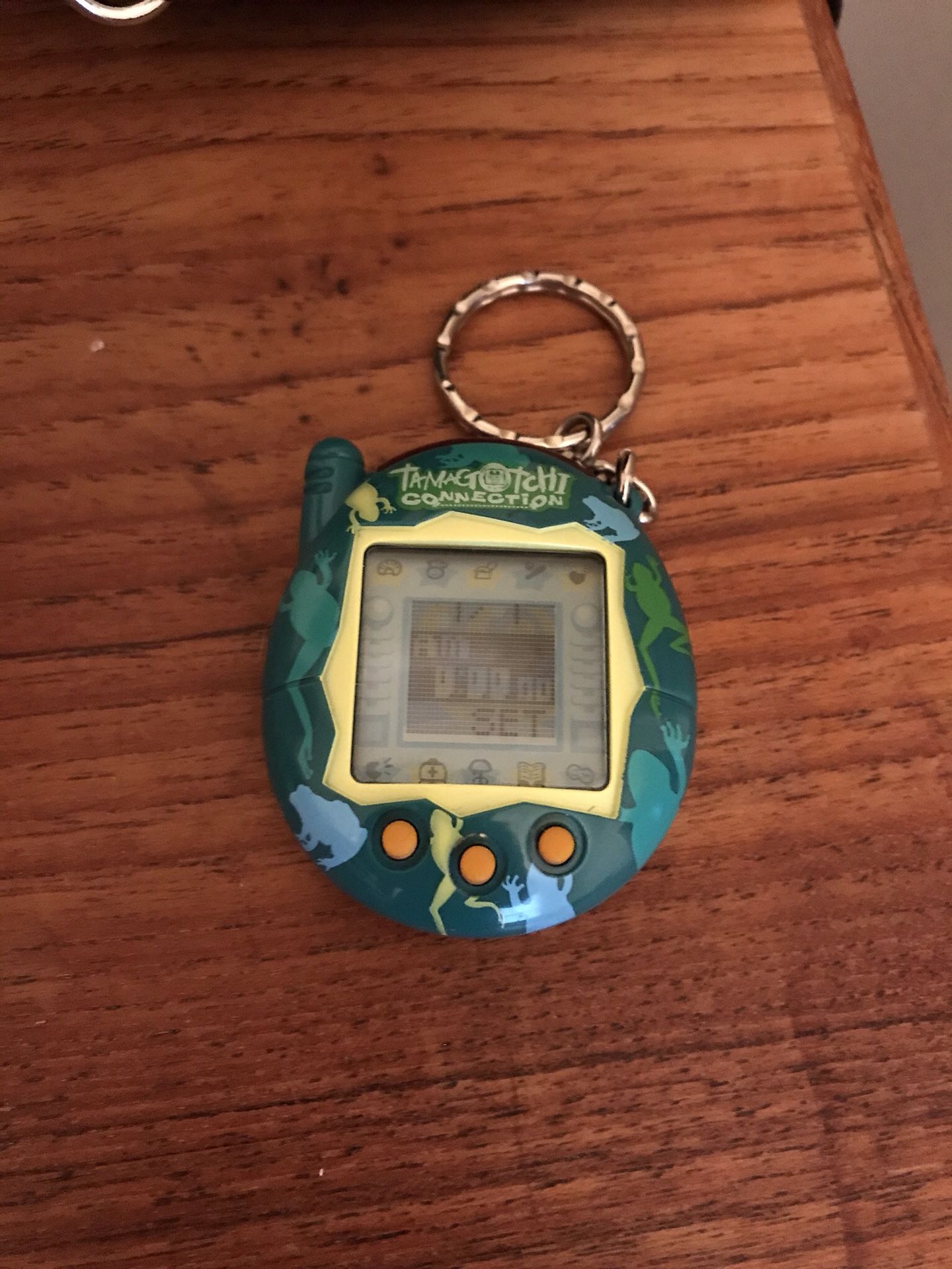 Tamagotchi Connection Green Frog Virtual Pet TESTED
