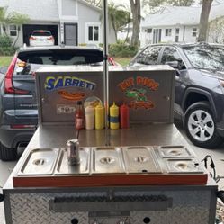  Hot Dog Wagon