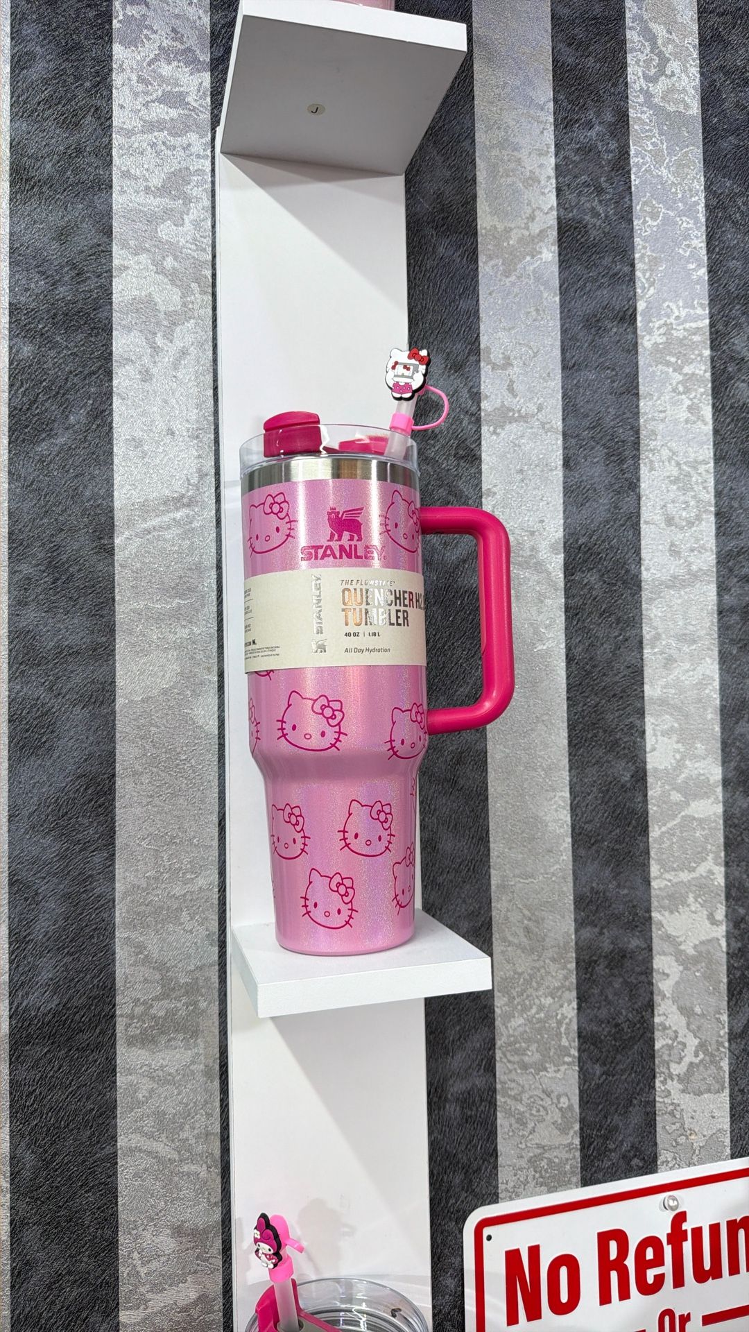 HELLO KITTY STANLEY 40 OZ