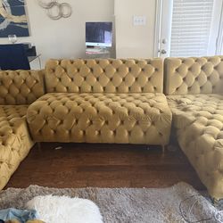 Gold sectional